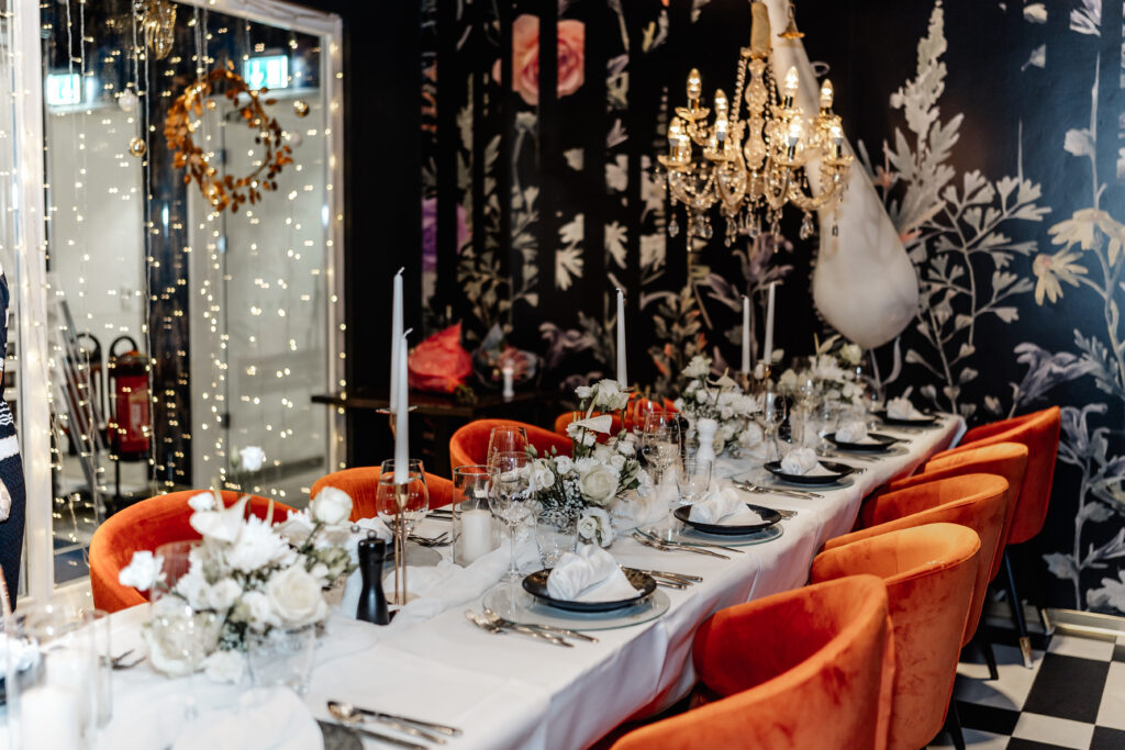 Hochzeitsdekoration im Restaurant Rosenhof Niedernberg, Hochzeitsfotografie Aschaffenburg