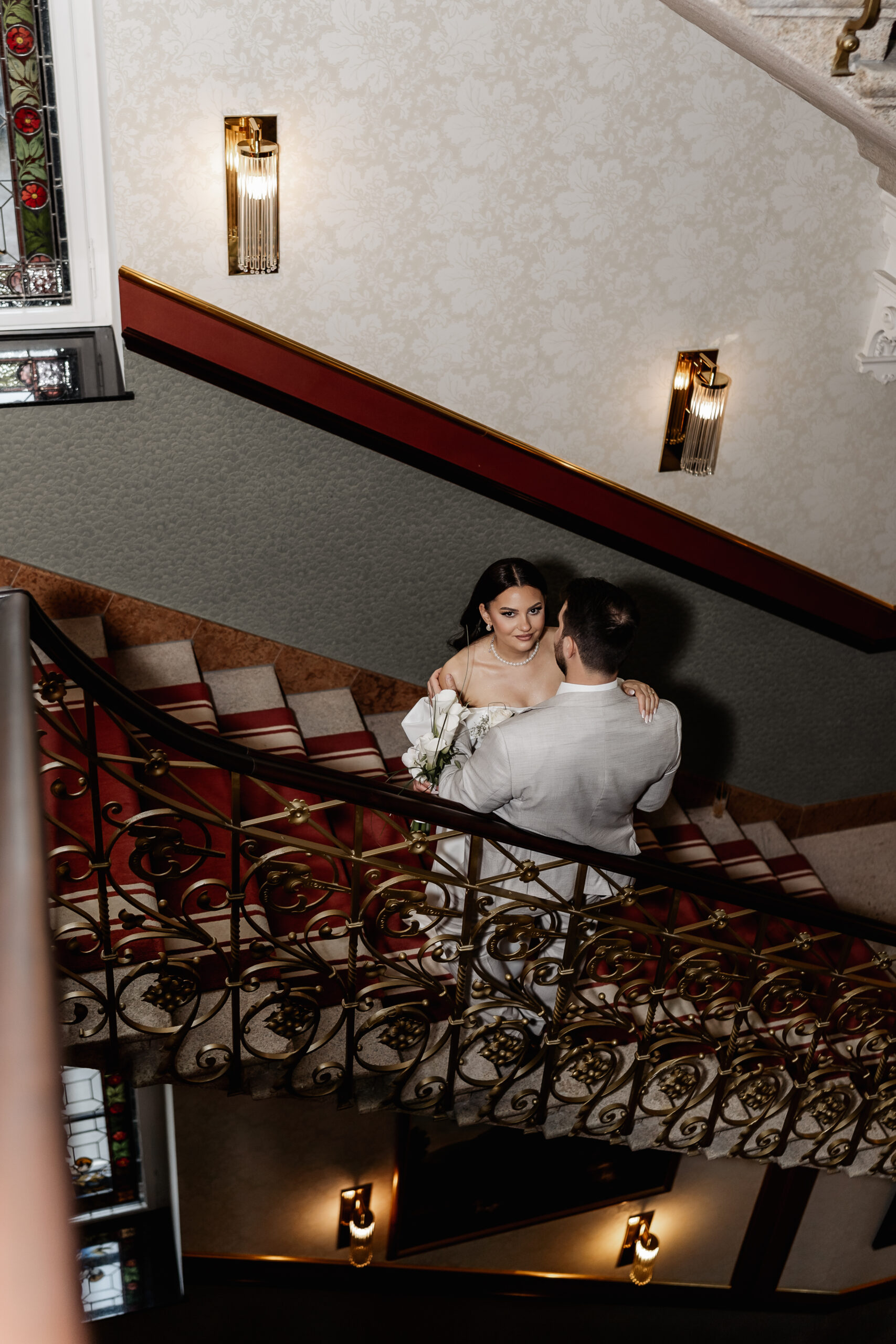 Brautpaar elegant im The Dolder Grand Hotel Zürich, Hochzeitsfotograf Zürich